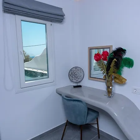 Aegean Gold * Камари